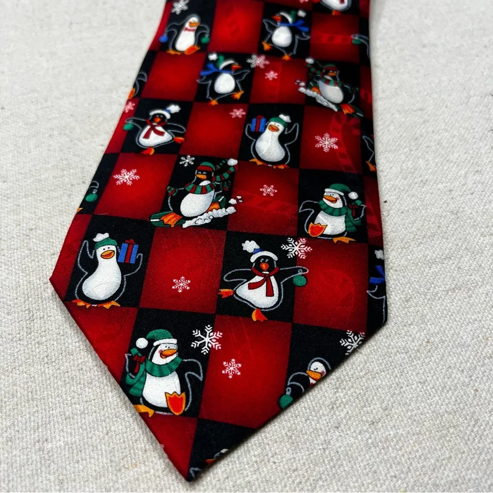 Hallmark - Yule TIE Greetings -  Penguin Pattern Silk Tie